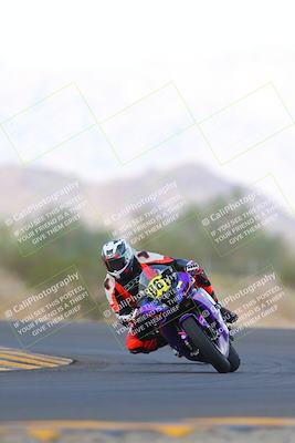 media/Sep-24-2022-CVMA (Sat) [[a45f954247]]/Race 10 Amateur Supersport Middleweight/